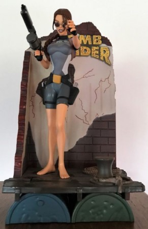 Figurine Lara Croft In Wet Suit - Tomb Raider - Figurine