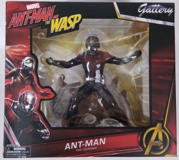 ANTMAN AND THE WASP ANTMAN PVC DIORAMA 1