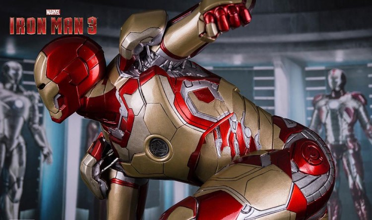 MARVEL IRON MAN 3 MARK XLII 2013 PIZIITOYS 1